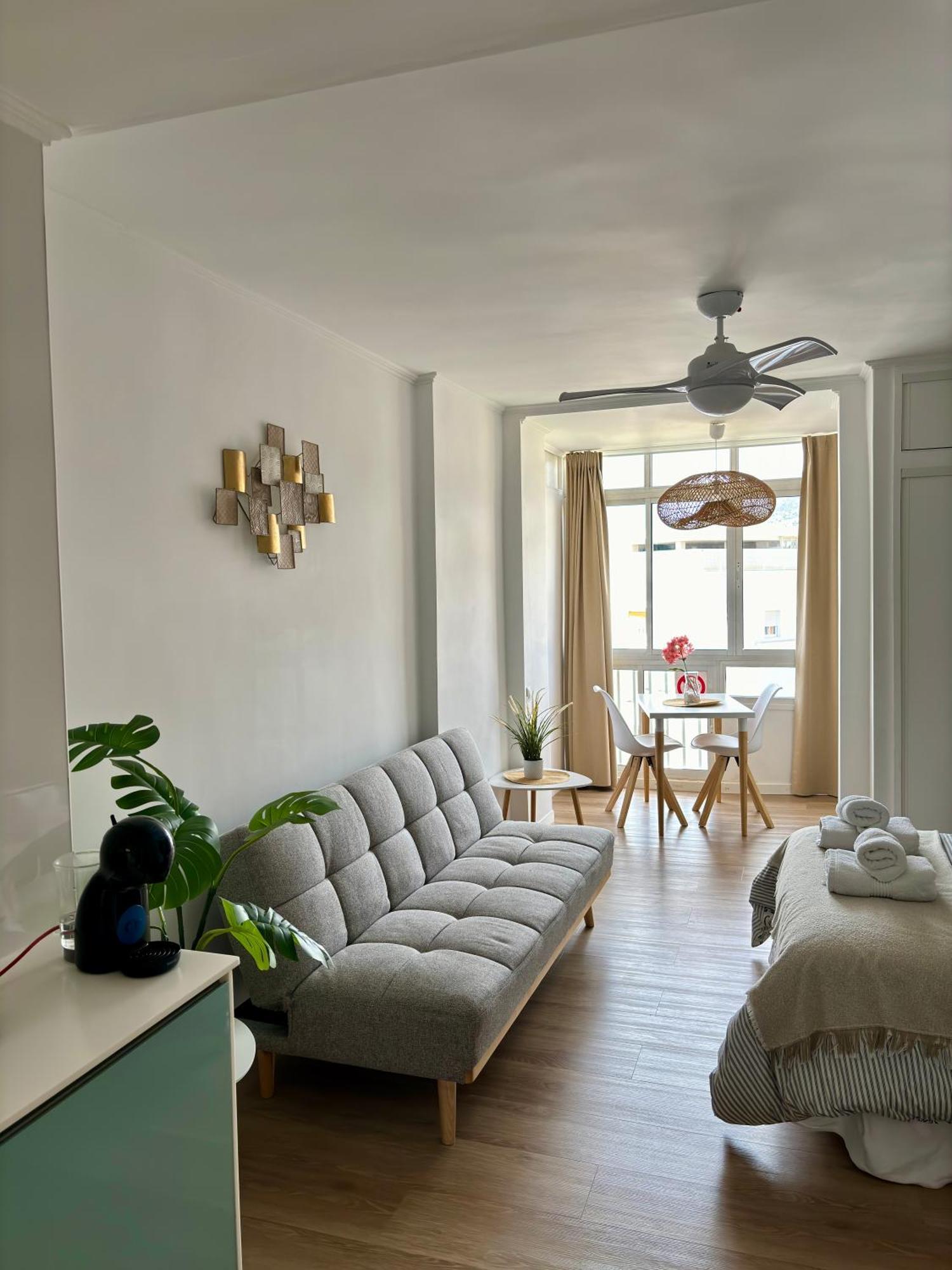 Ar Apartments - Central And Modern Apartment In ベナルマデナ エクステリア 写真