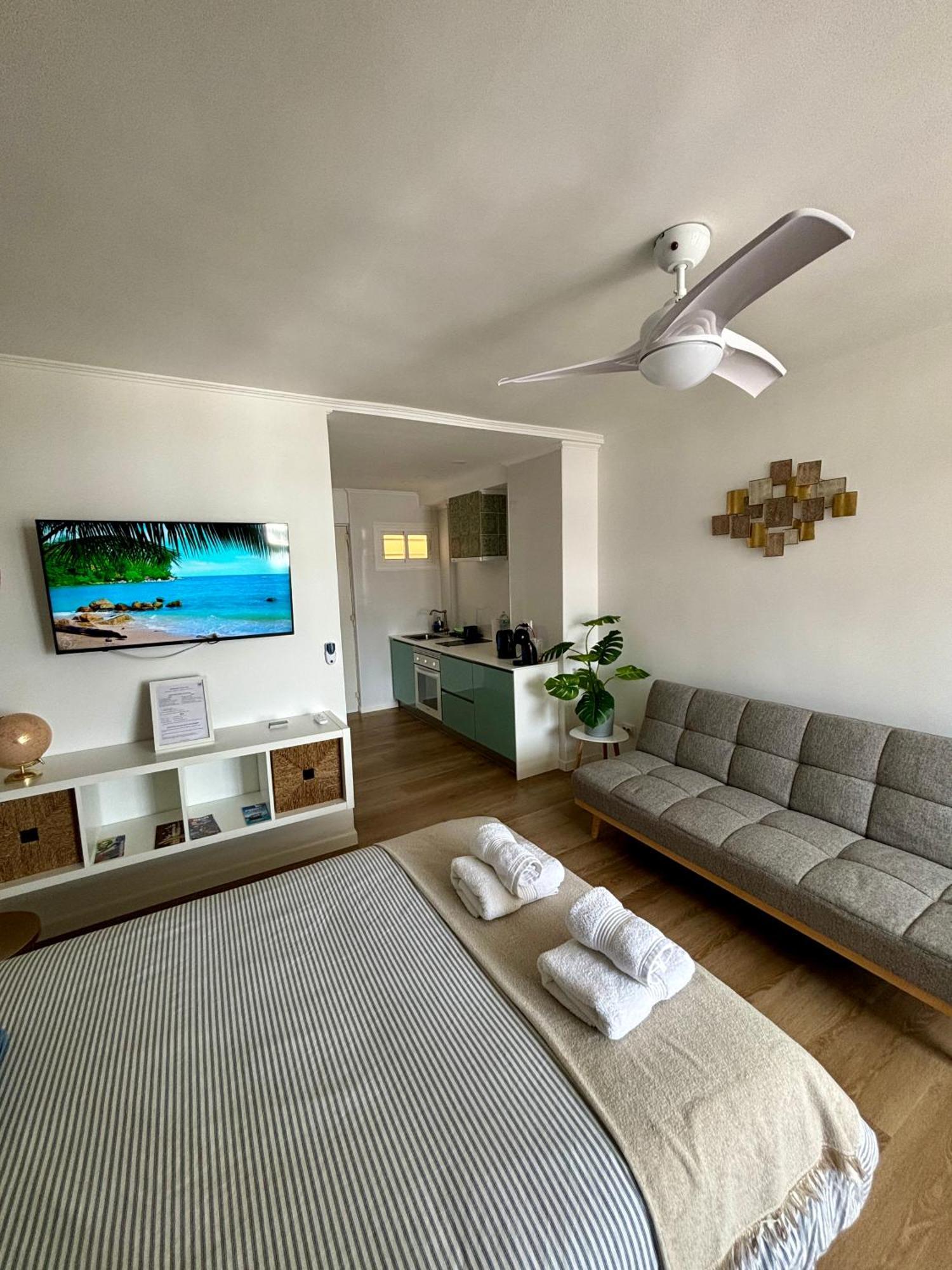 Ar Apartments - Central And Modern Apartment In ベナルマデナ エクステリア 写真